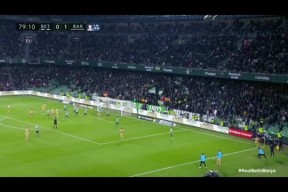 爱游戏手机游戏关于莱万多夫斯基官方宣布出色防守新规，FPX引发争议！的信息